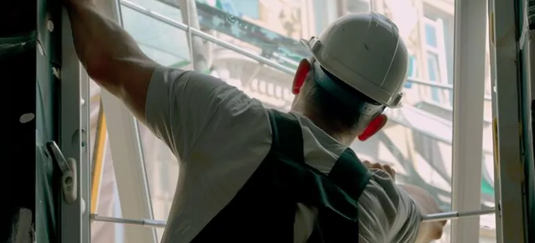 Install Exterior Storm Windows in Davie, FL